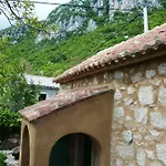 Mirossi Felice Vila *