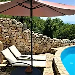 Mirossi Felice Vila Grižane